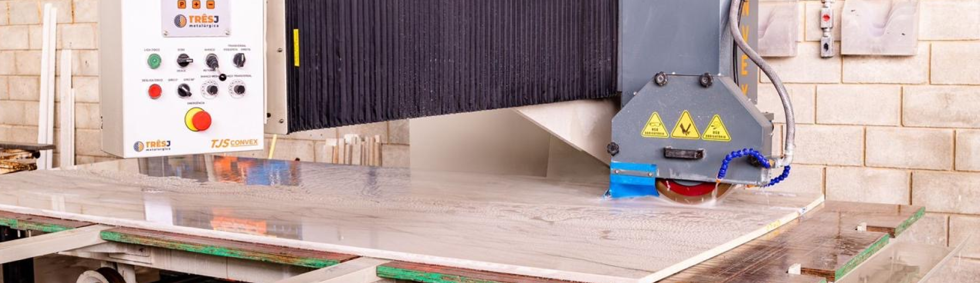 Sobre a Metalúrgica Três J